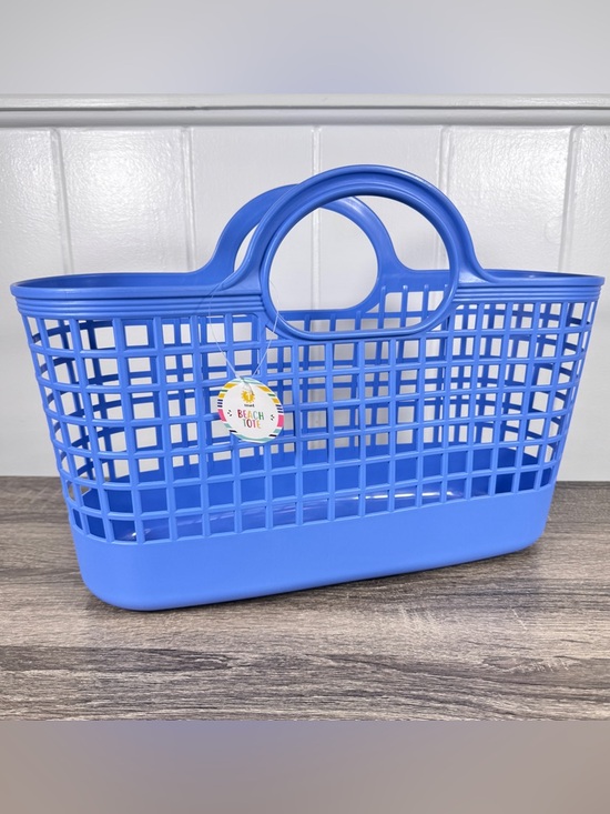 Target Handbags - NEW Target Bullseye Playground Blue Beach Tote